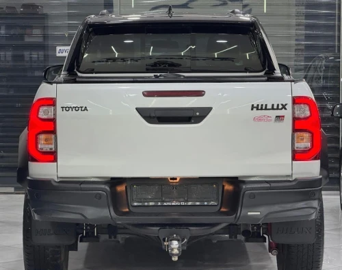 Toyota Hilux 2024 GR