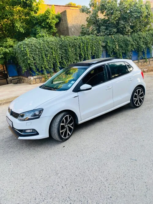 Volkswagen Polo 2015 La carat