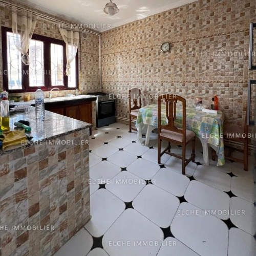 Location Appartement Niveau de villa F3 Oran Oran