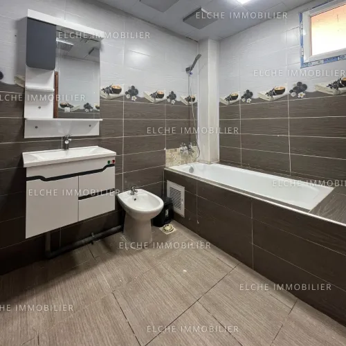 Location Appartement F4 Oran Bir el djir
