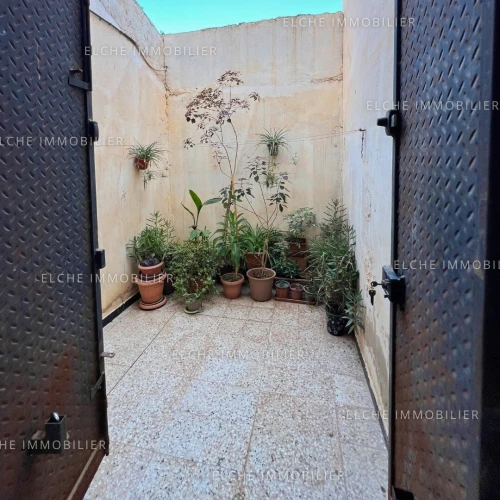Vente Appartement Niveau de villa F4 Oran Ain el kerma