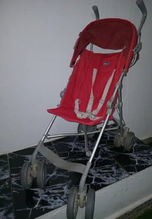 Poussette chicco snappy