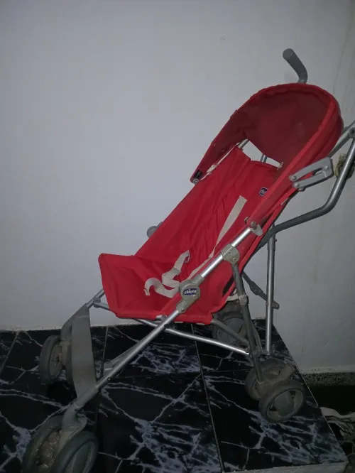 Poussette chicco snappy