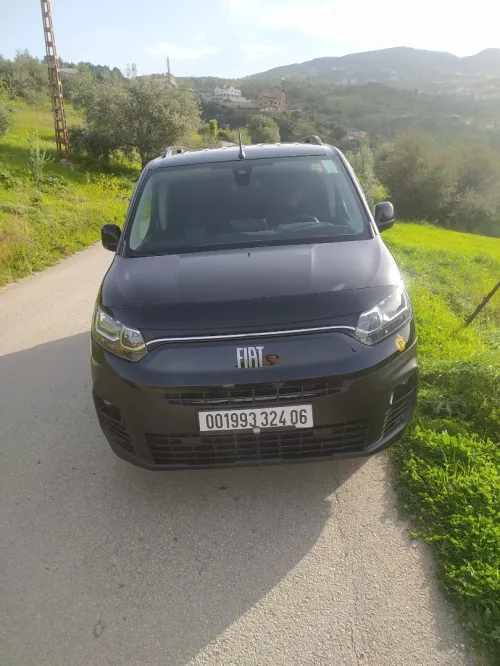 Fiat Doblo 2024 italien