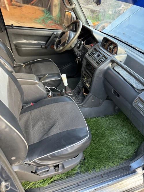 Mitsubishi Pajero Court 1999 Pajero Court