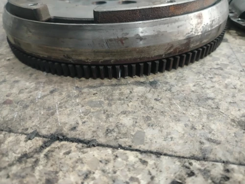 Volant moteur 207 308 partner