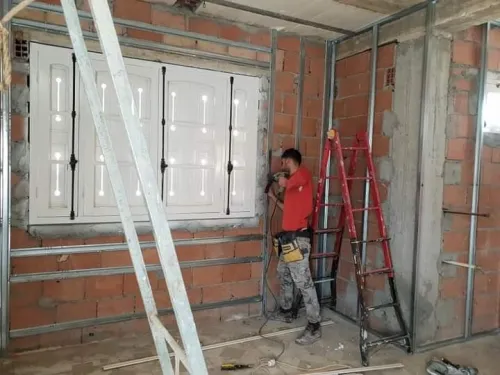 Entreprise Travaux de construction,Aménagements BA13,Rénovation bâtiments