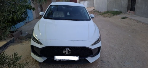 MG MG5 2026 علبة يدوية
