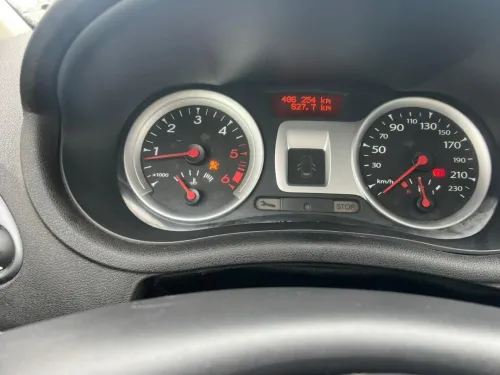 Renault Clio 3 2011 Night and Day