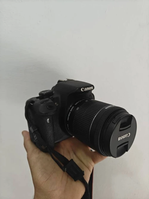canon 700d t5i Rebel