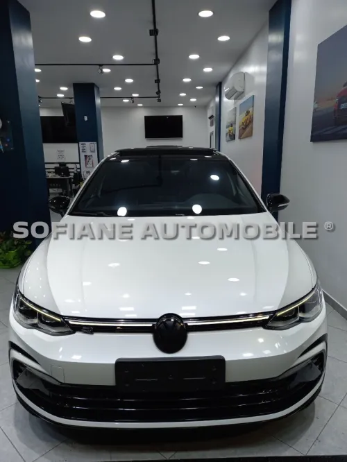 Volkswagen Golf 8 2023 𝐑-𝐋𝐈𝐍𝐄- Edition 𝗕𝗟𝗔𝗖𝗞 ✪ KeyLess - Chargeur Téléphone sans fil ✪
