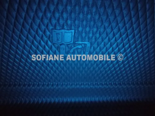 Volkswagen Golf 8 2023 𝐑-𝐋𝐈𝐍𝐄- Edition 𝗕𝗟𝗔𝗖𝗞 ✪ KeyLess - Chargeur Téléphone sans fil ✪