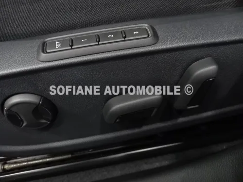 Volkswagen Golf 8 2025 R-Line