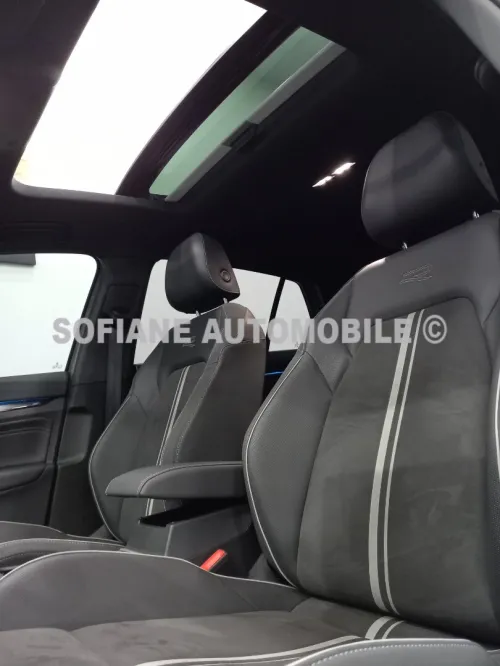 Volkswagen Golf 8 2025 R-Line