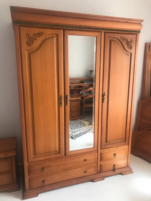 Chambre à coucher Importation avec 2 lits séparés