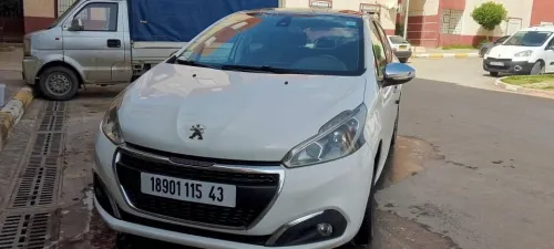 Peugeot 208 2015 Access Facelift