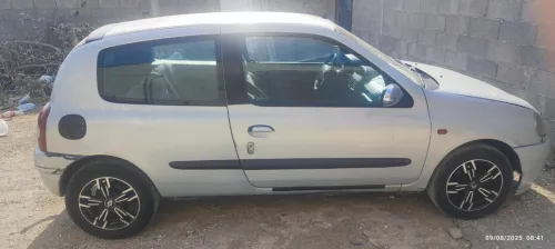 Renault Clio 2 2000 Extreme