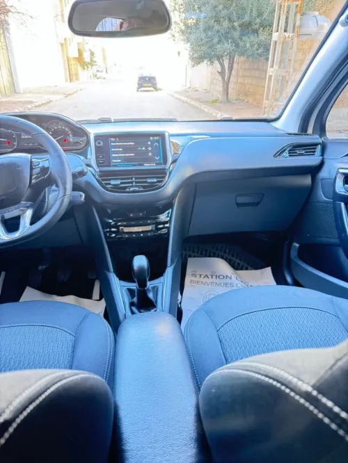 Peugeot 208 2019 Access Facelift