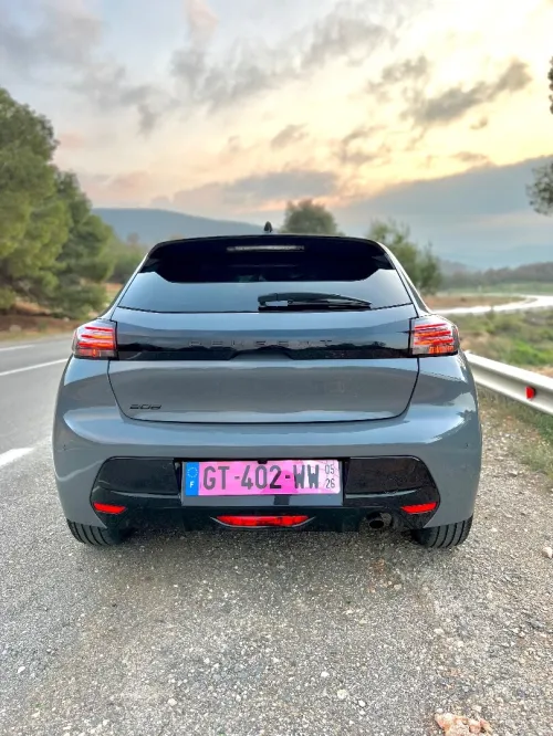 Peugeot 208 2024 Allure Pack