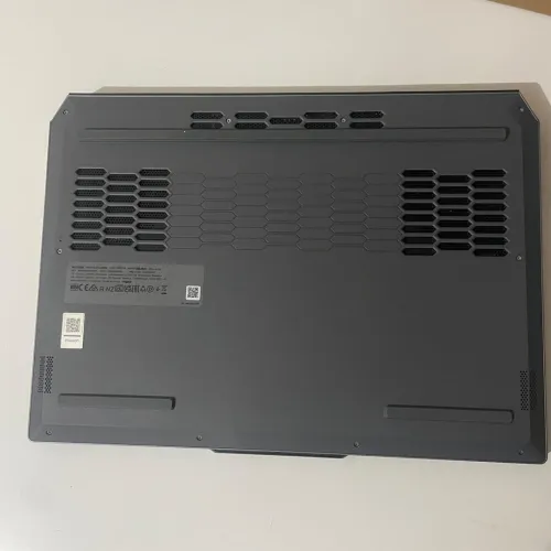 PC portable Gamer LENOVO LOQ - 15.6'' FHD 144hz - Core i7-13650HX - RTX 5060 RAM 16 Go SSD 512 Go
