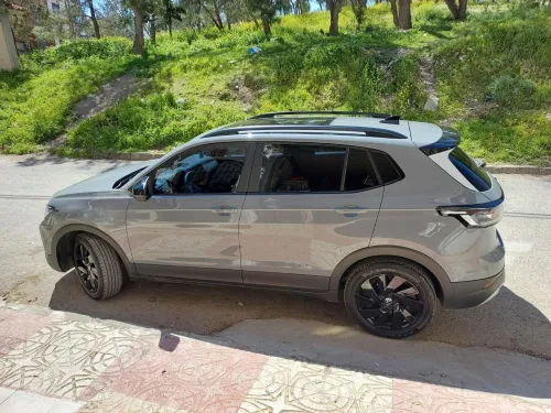 Volkswagen Tharu xr sans turbo 2025 Xr