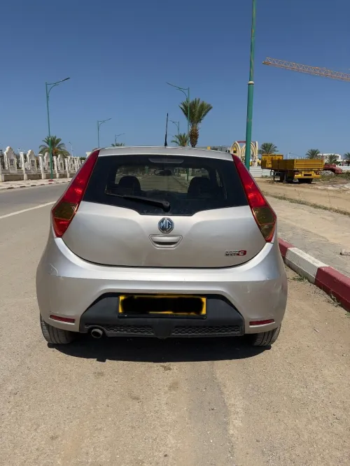 MG 3 2015 3