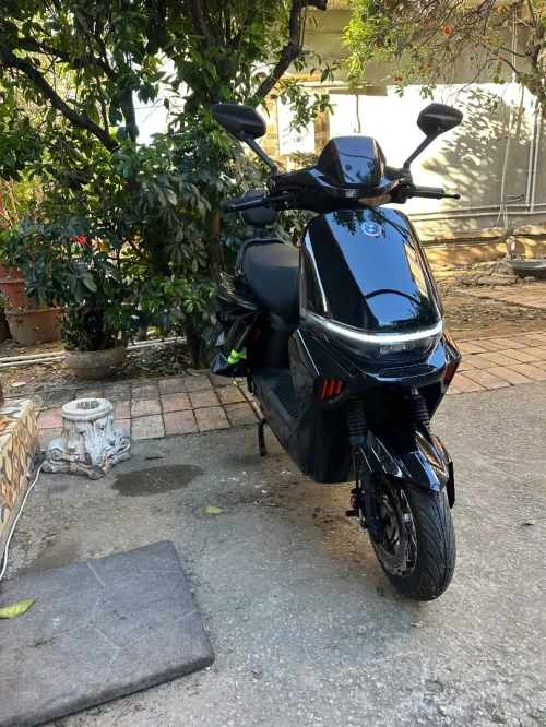 Skouzer ninja Moto électrique 2025