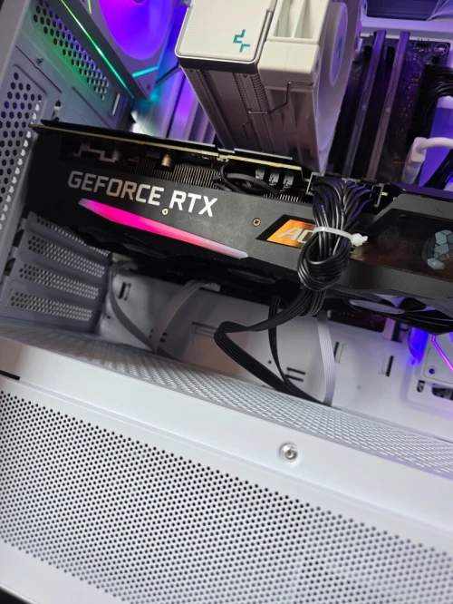 RTX 3070 8GB GIGABYTE AOURS MASTER LCD SCREEN 