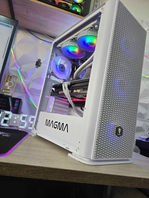 PC GAMER BEST OFER