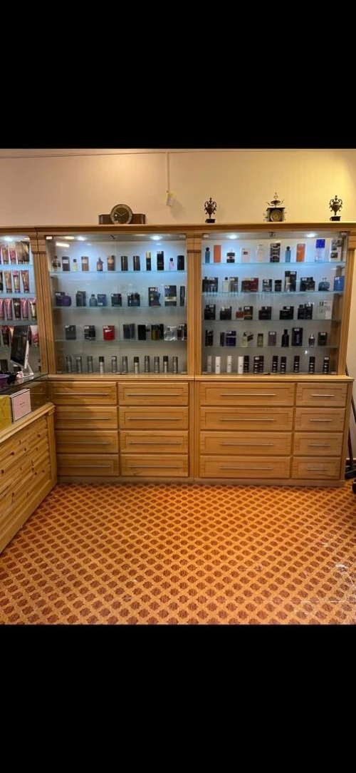 Des armoires de parfum