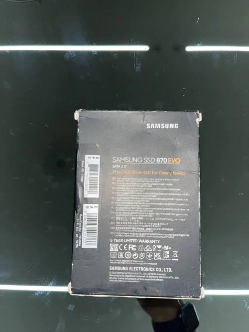 À vendre : SSD Samsung 870 EVO - 500 Go (Comme Neuf - Prêt avec Windows 10)