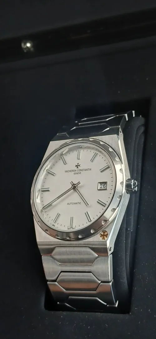Vacheron Constantin 222 historique Neuve Avec Full Set, Piece d'execption très rare.
