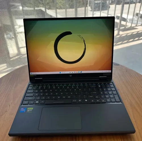 Acer Predator Helios Neo 16 (PHN16-71)