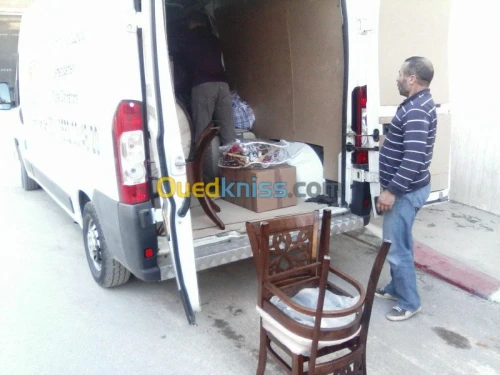< DEMENAGEMENT TRANSPORT