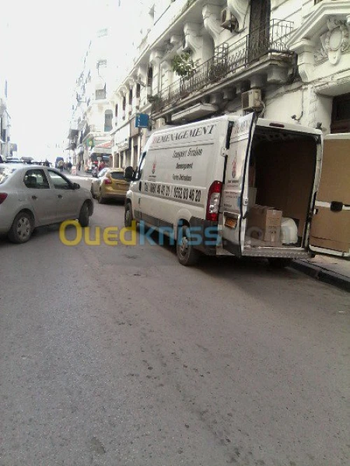 < DEMENAGEMENT TRANSPORT