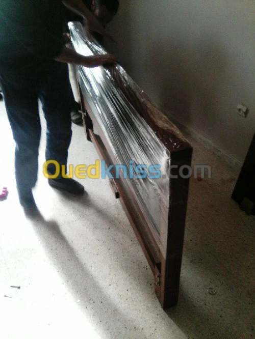 < DEMENAGEMENT TRANSPORT