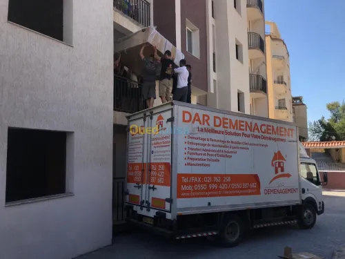 DEMENAGEMENT-MANUTENTIONS-TRANSPORT