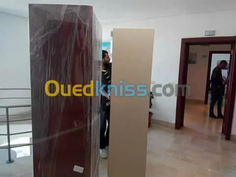 نقل وترحيل الاثاث في مختلف الاتجاهات TRANSPORT DÉMÉNAGEMENT \ B