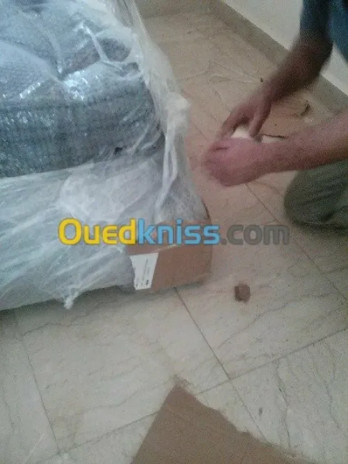 DÉMÉNAGEMENT نقل وترحيل الاثاث 