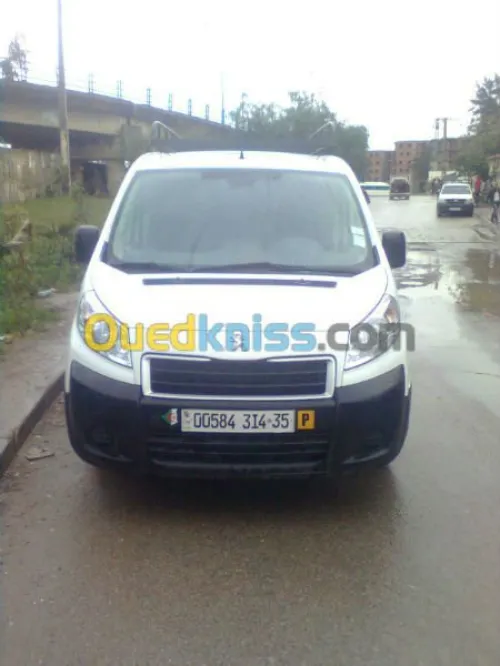 location Peugeot Exper 