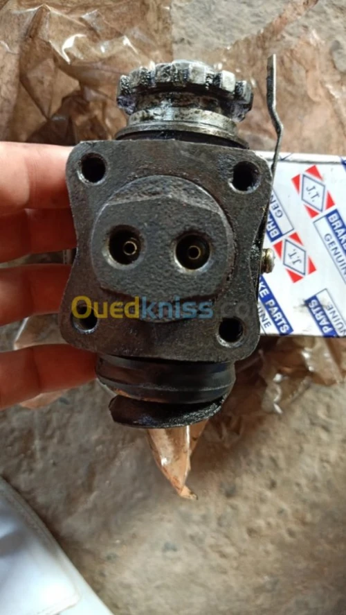 Acheter vos pièces Daihatsu  à distanc