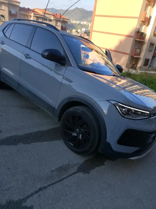 Volkswagen Tahru 2025 