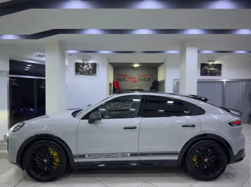 Porsche CAYENNE GTS 2026 4.0 V8 500cv CARBON-CERAMIC 🇩🇪 FULL-FULL-FULL