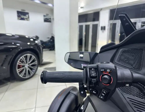 CANAM SPYDER RT LIMITED 2024 BLACK FULL-OPTION