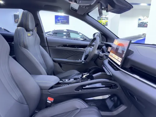 Geely Coolray 2026 1.5 ESS 181cv FULL-OPTION
