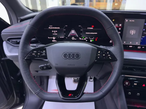 Audi Q5 2026 S-LINE BLACK 40 TDI 204cv FULL-FULL-FULL