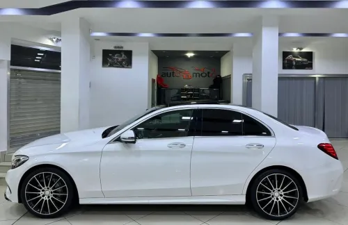 Mercedes Classe C 2016 220D DESIGNO+ 24000km NEUUUFFF!!!