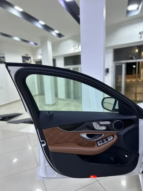 Mercedes Classe C 2016 220D DESIGNO+ 24000km NEUUUFFF!!!