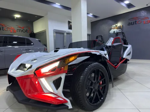POLARIS SLINGSHOT 2025 ROUSH-EDITION 204cv
