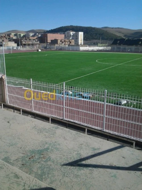 revêtement en gazon synthétique 